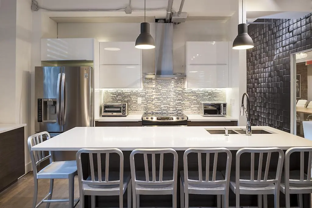 The Executive Loft At The Holland Hotel Apartment Montreal