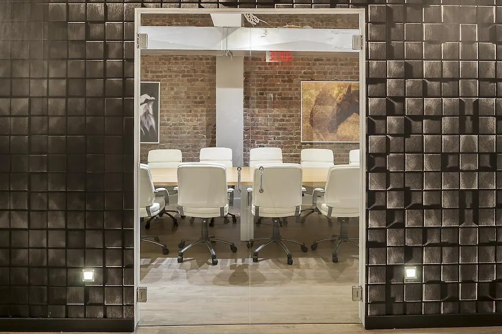 The Executive Loft At The Holland Hotel