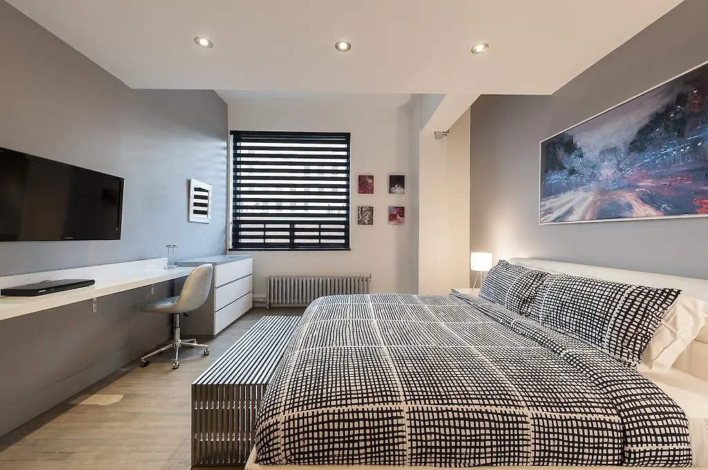 The Executive Loft At The Holland Hotel Apartment