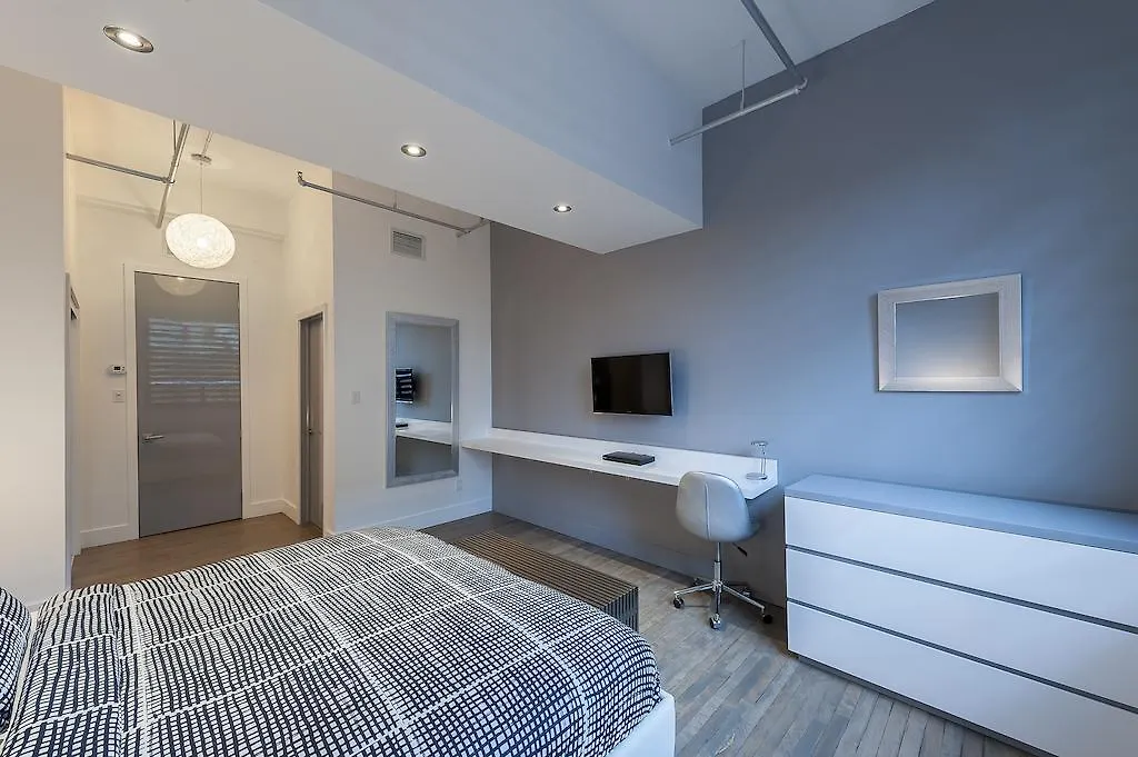 The Executive Loft At The Holland Hotel