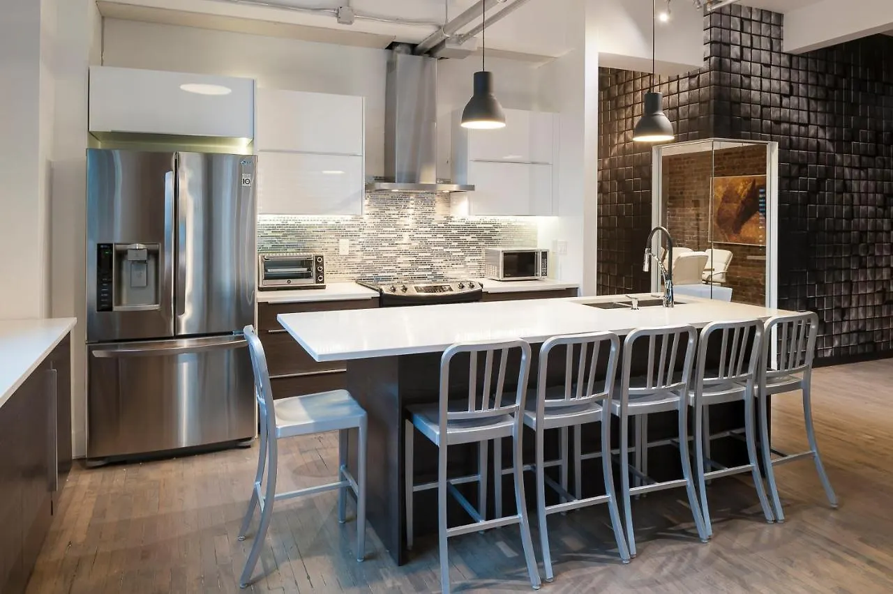 The Executive Loft At The Holland Hotel Apartment